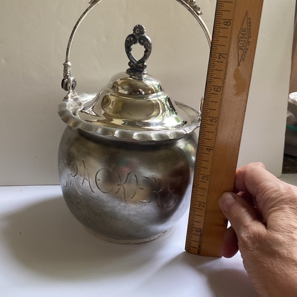 Antique Victorian Metal Silver Plate Cracker tin - Picture 8 of 12